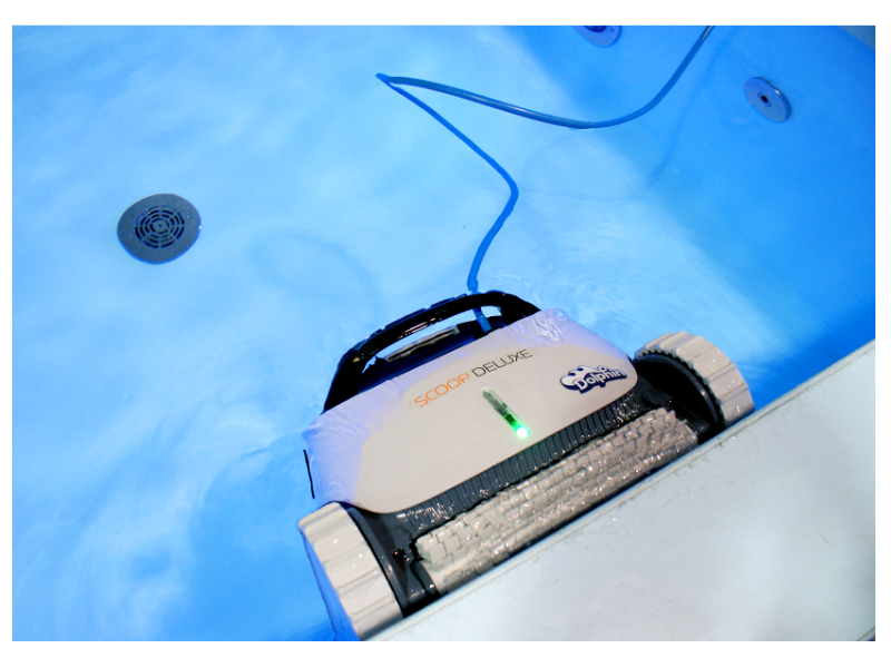 Dolphin Poolroboter Scoop Deluxe | inkl. Transportwagen & Steuerbox