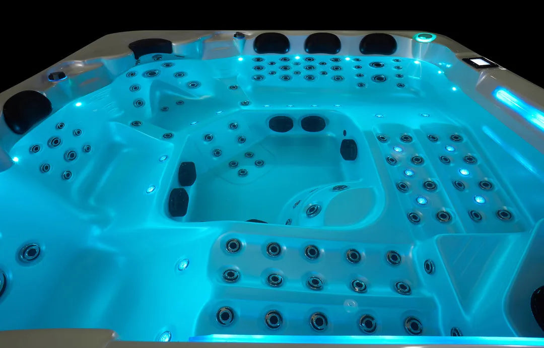 Whirlpool Modell Bremen | Outdoor | bis 6 Personen | 1200 Liter