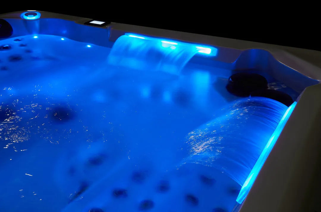 Whirlpool Modell Bremen | Outdoor | bis 6 Personen | 1200 Liter