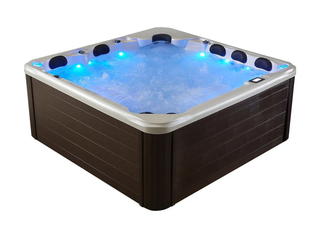 Whirlpool Modell Bremen | Outdoor | bis 6 Personen | 1200 Liter