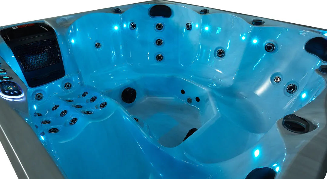 Whirlpool Modell Houston | Outdoor | bis 6 Personen | 1000 Liter