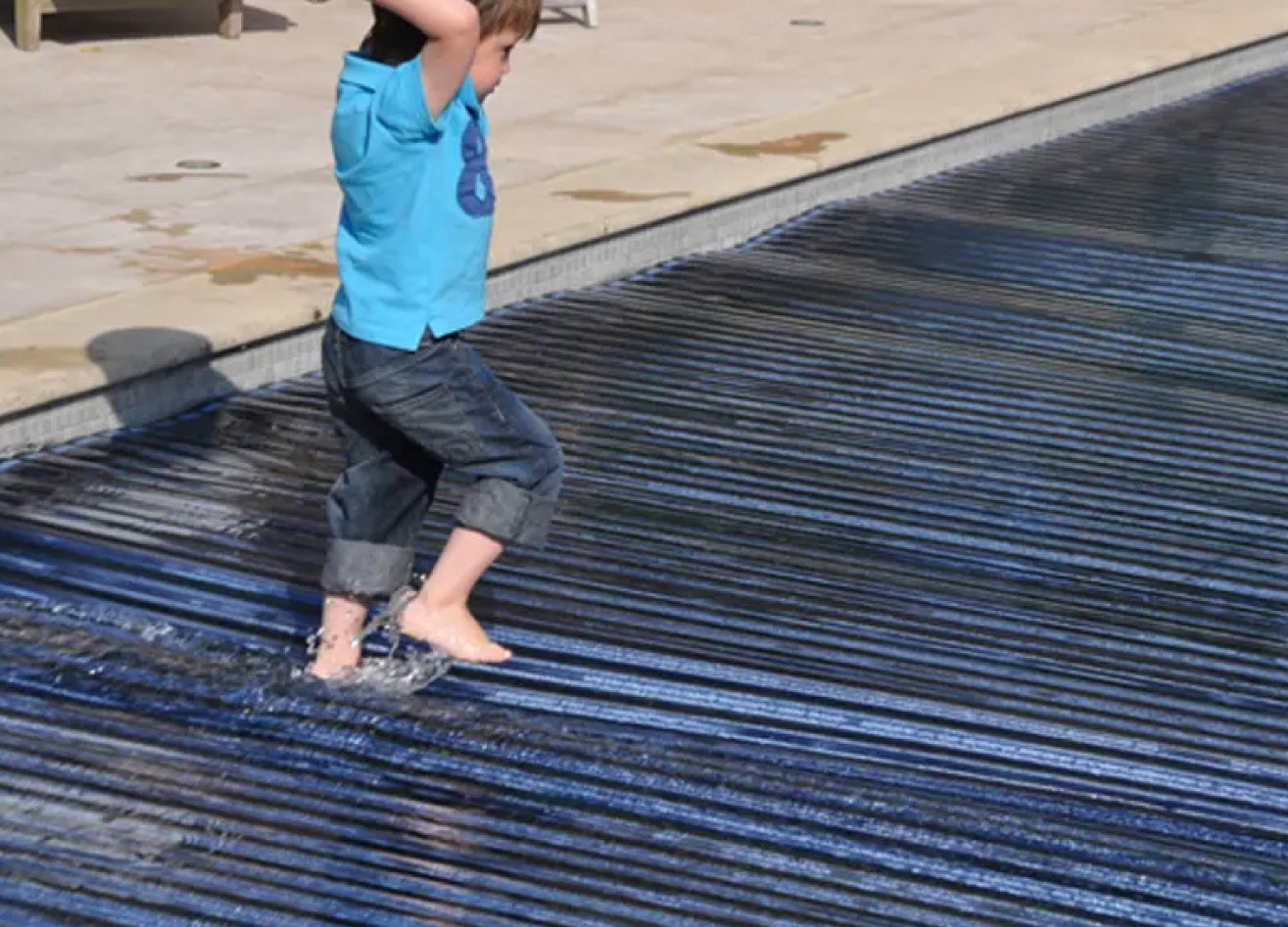 Oberflur Poolabdeckung Polycarbonat Lamellen | Elektrische Aufrollvorrichtung Rolladen